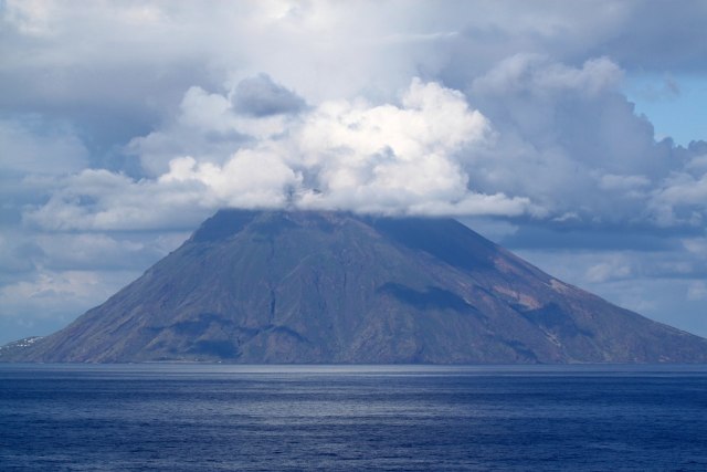 Ilustrasi Gunung (Foto: Pixabay)