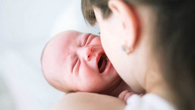 Bayi Tidak Mau Minum ASI? Cari Tau Penyebabnya