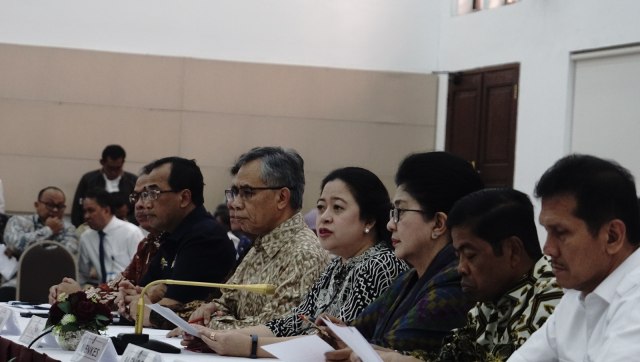 Rapat SKB 3 Menteri mengenai cuti lebaran. (Foto: Fitra Andrianto/kumparan)