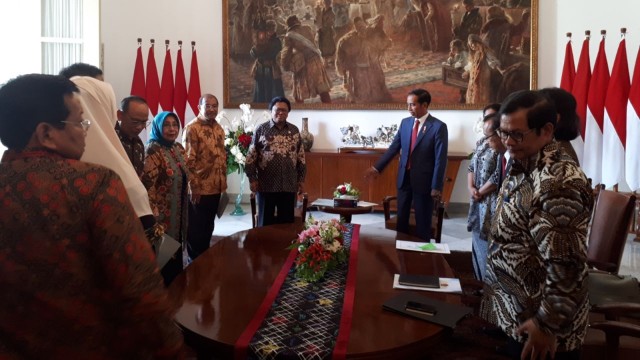 Pimpinan DPD temui Joko Widodo di Istana Bogor. (Foto: Jihad Akbar/kumparan)