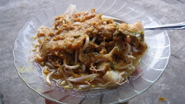 Kuliner khas Betawi. (Foto: Wikimedia Commons)