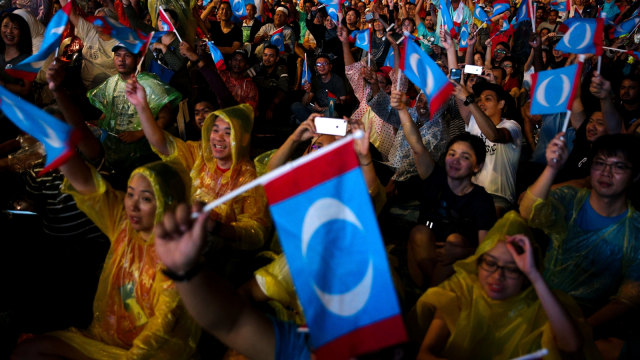 Kampanye pemilu Malaysia. (Foto: Reuters/Athit Perawongmetha)
