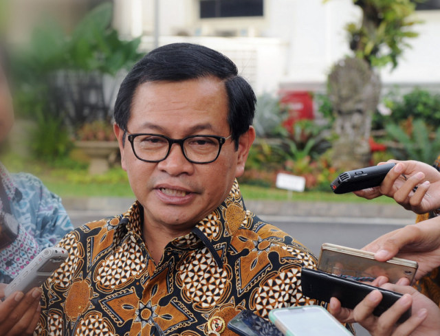 Pramono Anung Kumpulkan 9 Sekjen Partai Pengusung Jokowi (22256)