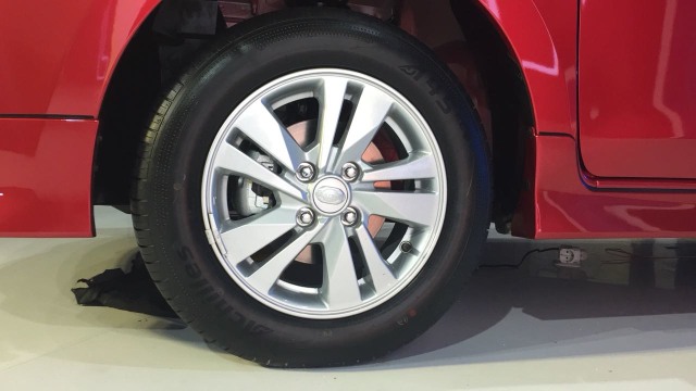 Velg baru new Datsun Go (Foto: Aditya Pratama Niagara/kumparanOTO)