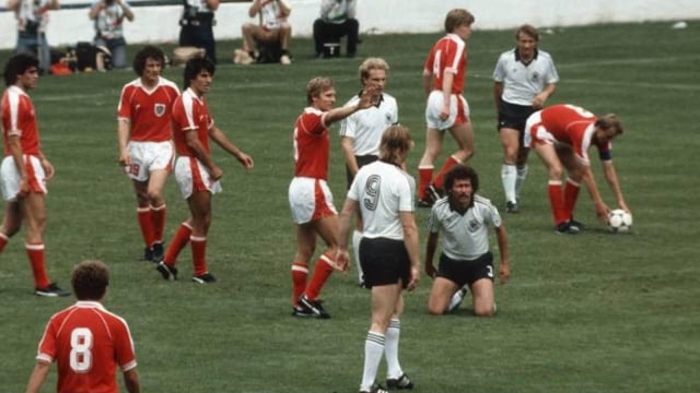 Aib di Dijon: Jerman Barat vs Austria 1982. (Foto: Pinterest)