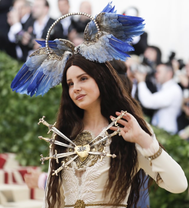 Lana Del Rey Met Gala 2018 Foto: REUTERS/Carlo Allegri