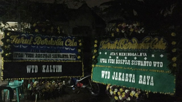 Suasana rumah duka Ipda Yudi Rospuji (Foto: Fachrul Irwinsyah/kumparan)