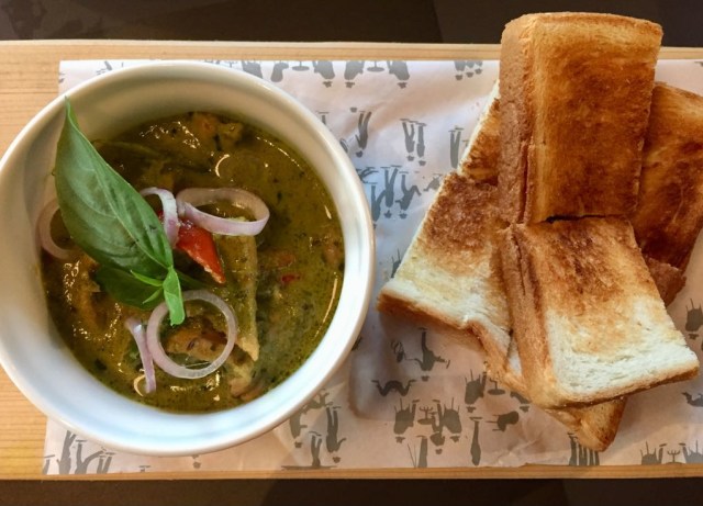 Appetizer, Green Chicken Curry (Foto: Safira Maharani/ kumparan)
