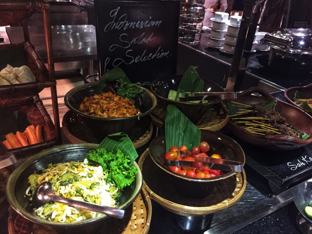 Menu buka puasa Gran Melia (Foto: Kartika Pamujiningtyas/kumparan)