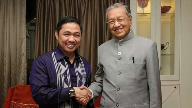 Anis Matta dan Mahathir Mohamad (Foto: Istimewa)