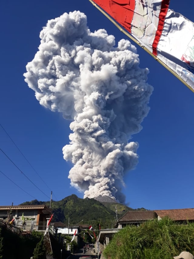 Erupsi Gunung Merapi (Foto: Dok. Yura Kalfataru)