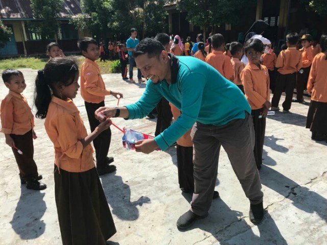 Aksi Sikat Gigi Massal, Kebiasaan Bersih Sejak Dini