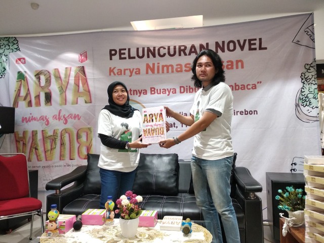 Nimas Aksan Kembali Luncurkan Novel Lelaki Playboy "Arya Buaya"