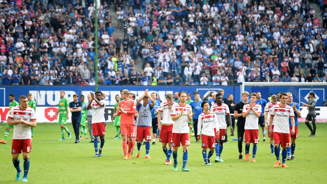 Hamburg SV berduka. (Foto: REUTERS / Fabian Bimmer)