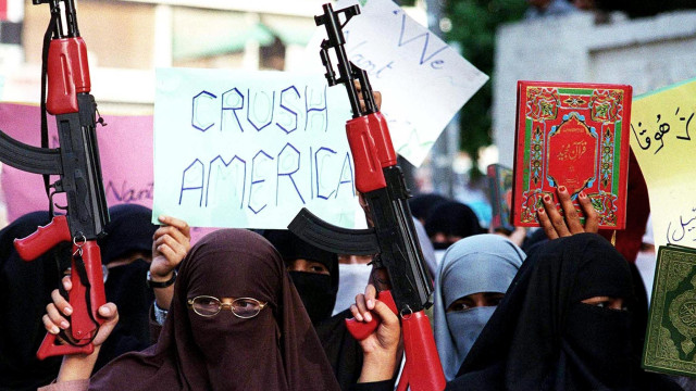 Ilustrasi teroris perempuan. (Foto: AFP PHOTO)