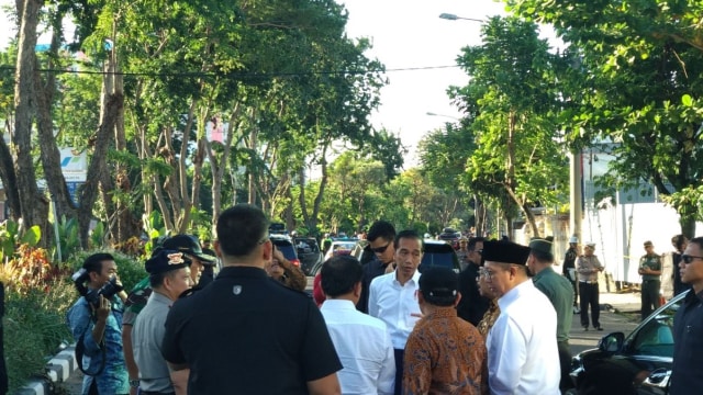 Jokowi Tinjau Lokasi Ledakan di GKI Surabaya (Foto: Dok. Biro Pers Setpres)