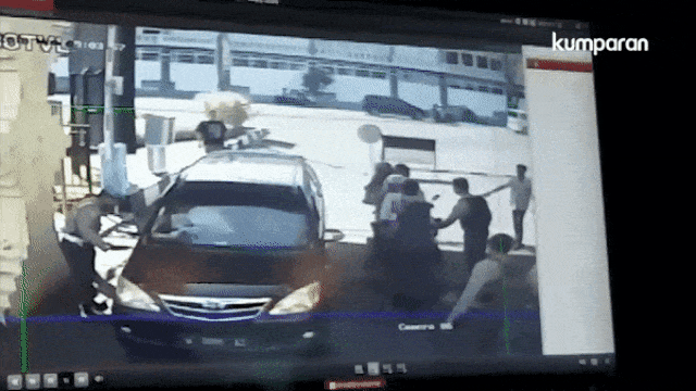 Bom meledak di depan Polrestabes Surabaya (Foto: Istimewa)