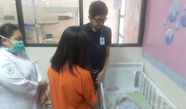 RS Hasan Sadikin Putuskan Rawat Jalan Bayi Kembar Dempet Perut Asal Subang