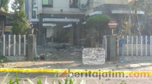 Pelaku Bom Surabaya - Sidoarjo 13 Orang, Tewas Semua