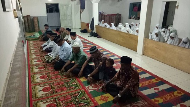Jemaah Naqsabandiyah di Padang Sudah Berpuasa Mulai Senin 14 Mei