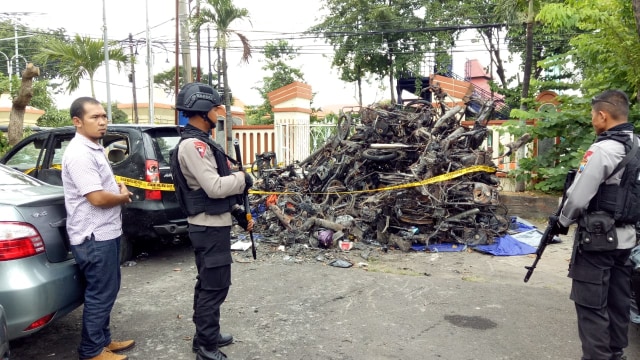 Barbuk kendaraan akibat teror bom Surabaya (Foto: Ferio Pristiawan/kumparan)