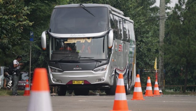 Pelatihan Safety Driving Sopir Bus (Foto: Nugroho Sejati/kumparan)
