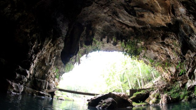 Goa dengan panjang 350 meter dan lebar 5 meter. (Foto: Flickr / Rakhmad Maulana Yusuf)