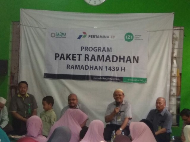 Sambut Ramadhan, IZI Bersama BAZMA Pertamina Salurkan 100 Paket Sembako pada Warga Mualaf  (1)