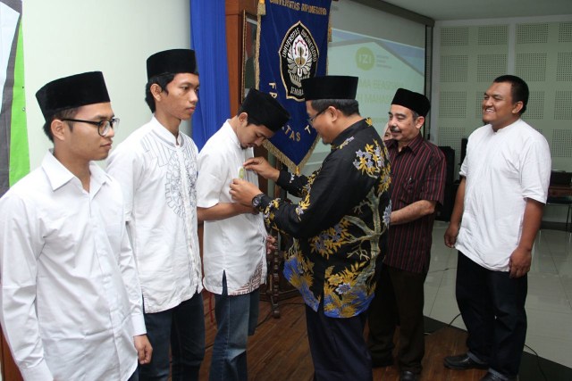 Inisiatif Zakat Indonesia Launching Beasiswa Mahasiswa Tahfizh Quran di UNDIP Semarang (1)