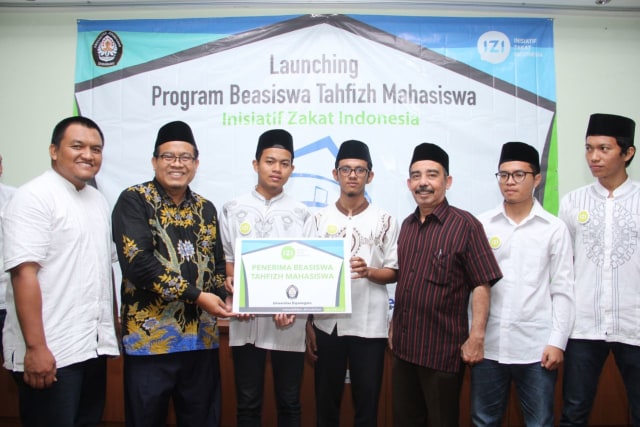 Inisiatif Zakat Indonesia Launching Beasiswa Mahasiswa Tahfizh Quran di UNDIP Semarang (2)