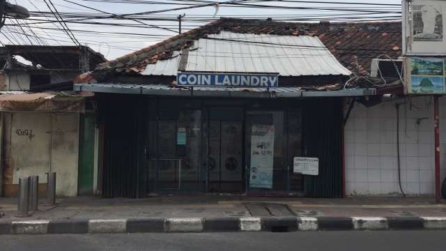 Laundry di Jalan Jaksa (Foto: Helinsa Rasputri/kumparan)