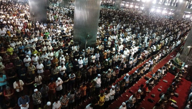 Salat Jumat Ramadhan Pertama di Masjid Istiqlal (Foto: Helmi Afandi Abdullah/kumparan)