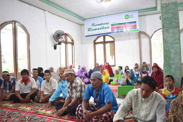 Launching Kampung Ramadhan di Muara Ganting Padang, IZI Beri Paket Sembako pada Dhuafa (2)