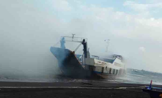 KMP Labitra Adinda yang Terbakar Ternyata Kapal Bekas