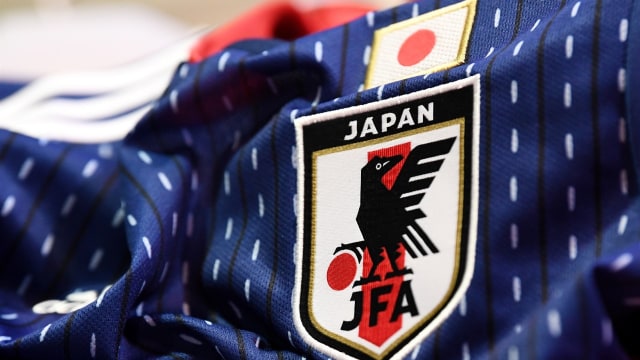 Lambang dan jersi Timnas Jepang. (Foto: AFP/Franck Fife)