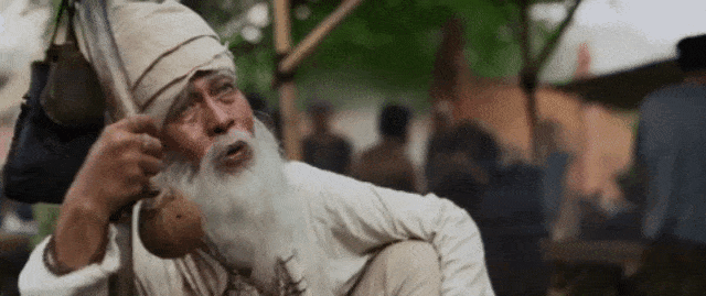 Kakek Segala Tahu di film 'Wiro Sableng' (Foto: YouTub Lifelike Pictures)