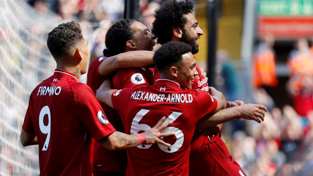 Selebrasi para pemain Liverpool. (Foto: REUTERS/Phil Noble)