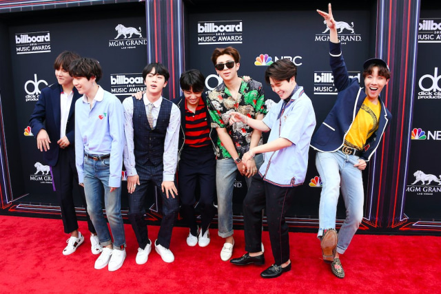 Boyband K-Pop BTS di Billboard Music Awards. (Foto: Twitter/@billboard)