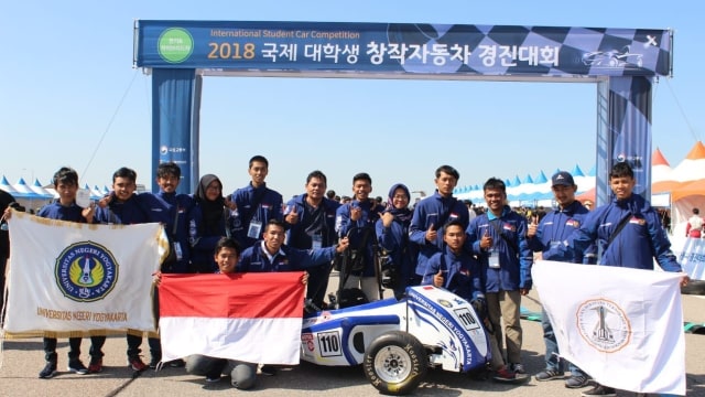 Mobil Hibrida Karya Mahasiswa Uny Juara Di Korea Kumparan Com