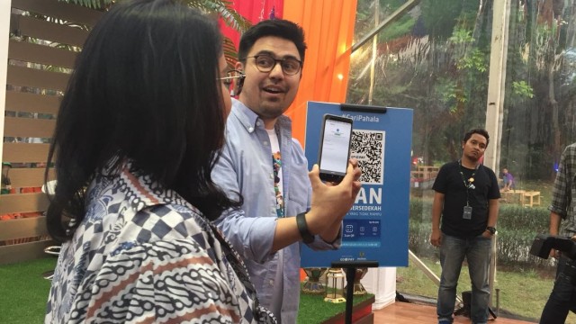 Penggunaan pembayaran GoPay via QR code. (Foto: Astrid Rahadiani Putri/kumparan)