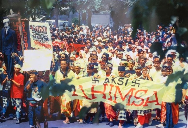 Jejak Reformasi 1998 di Bali Diungkap dalam Pameran Foto