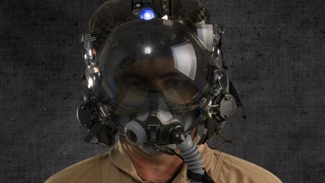 Helm pilot F-35 (Foto: Dok. f35.com)