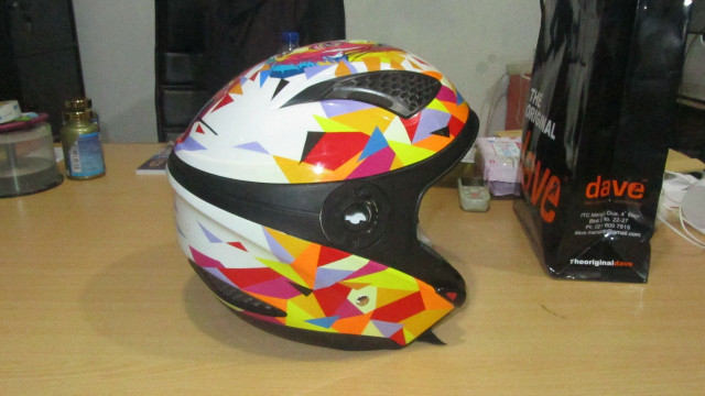 Helm yang sudah dicat (Foto: dok. Tomi Airbush)