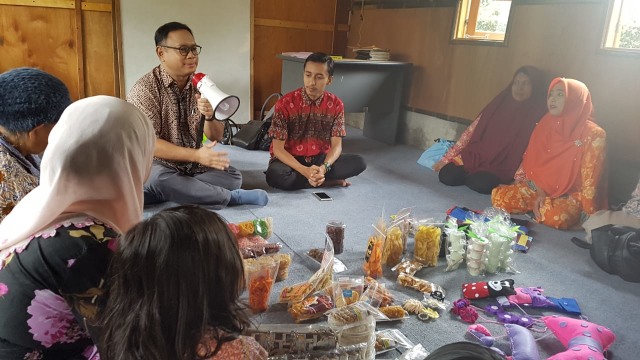 Kenalkan, Ibu-Ibu Tangguh dari Cianjur