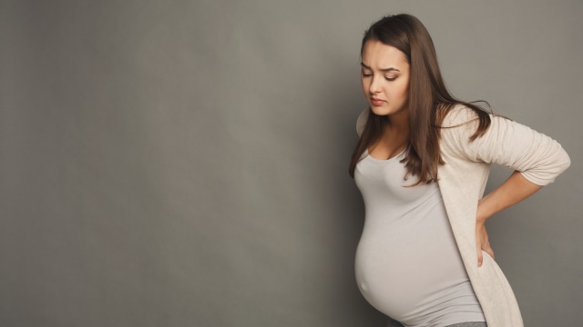 sakit pinggang saat hamil 9 bulan 10