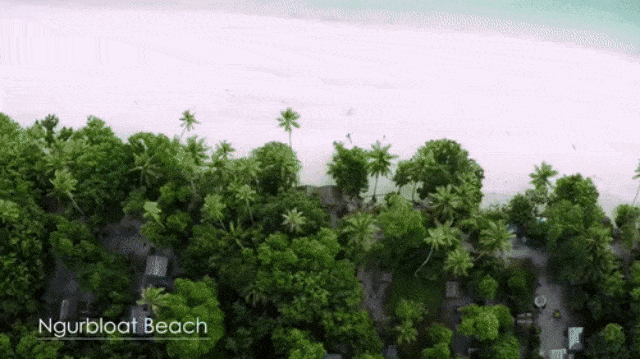 Pesona Pantai Ngurbloat. (Foto: Youtube/Colorful World Indonesia)
