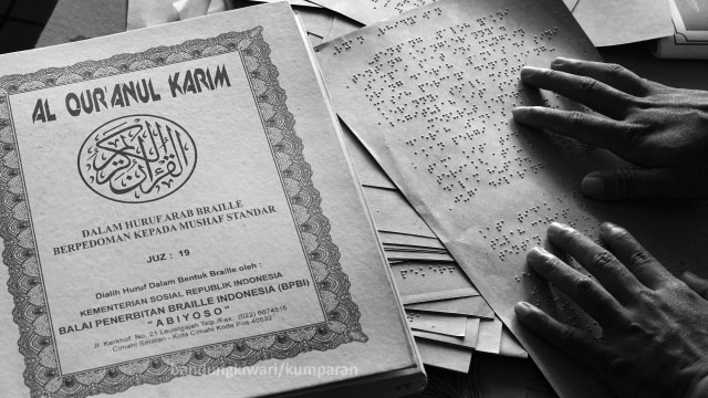 Menimba Ilmu Al-Quran Braille di Pesantren Kilat Wyata Guna Bandung (1)