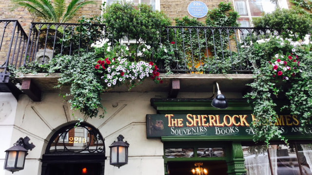 Tampak depan bagian rumah Sherlock Holmes (Foto: Daniel Chrisendo)