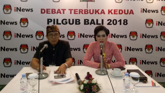 Konferensi pers sebelum debat Pilgub Bali 2018  (Foto: Cisilia Agustina Siahaan/kumparan)