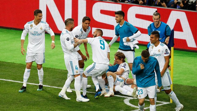 Karim Benzema merayakan gol (Foto: Reuters/Phil Noble)